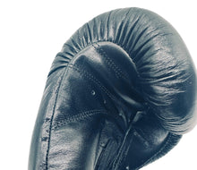Carica l'immagine nel visualizzatore di Gallery, Guantoni Boxe KINETIC G1 Nero