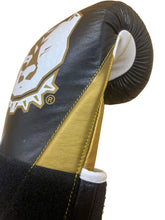 Carica l'immagine nel visualizzatore di Gallery, Guantoni Boxe Pitbull Valor Nero Oro 12 once